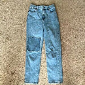 Abercrombie & Fitch Curve Love Ultra High Rise Ankle Straight 26 / 2L Knee Patch